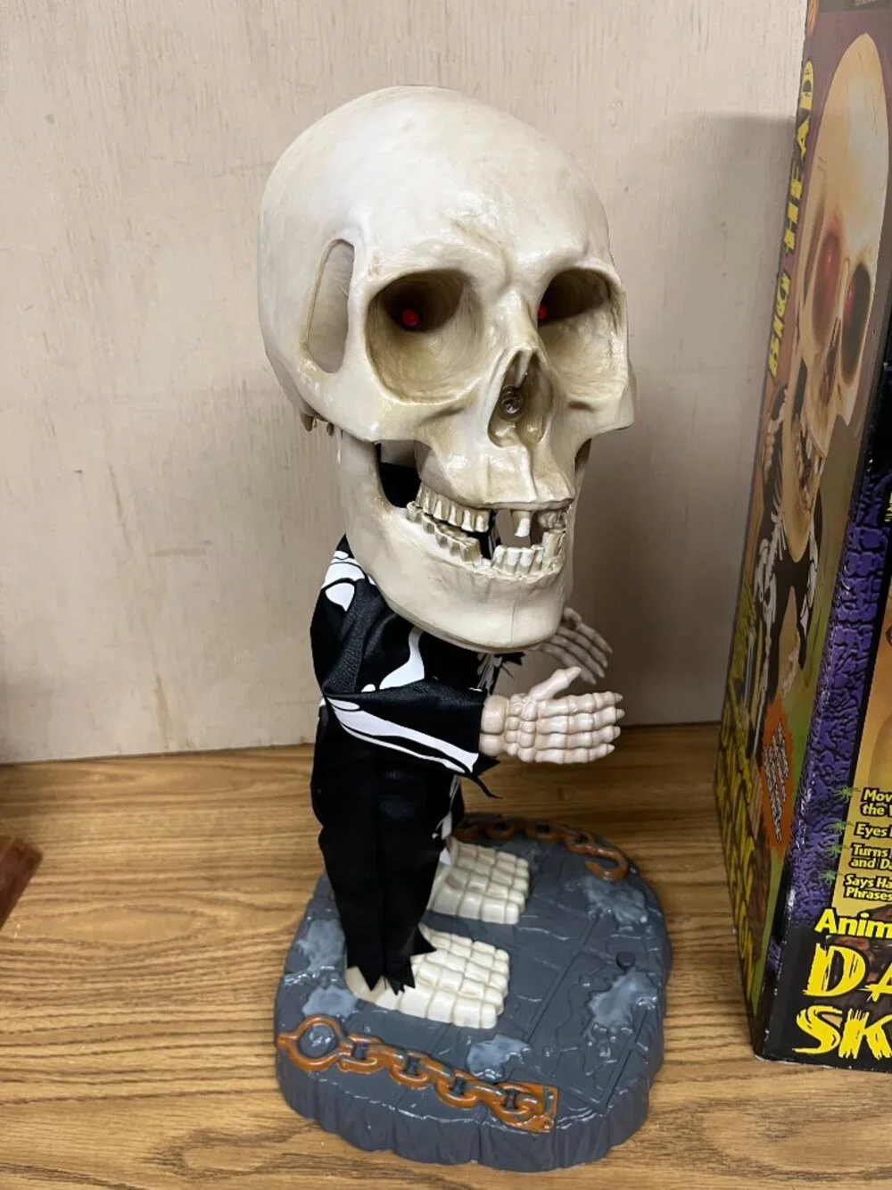 Super Freak Dancing Singing Skeleton Gemmy Halloween Decor Animated